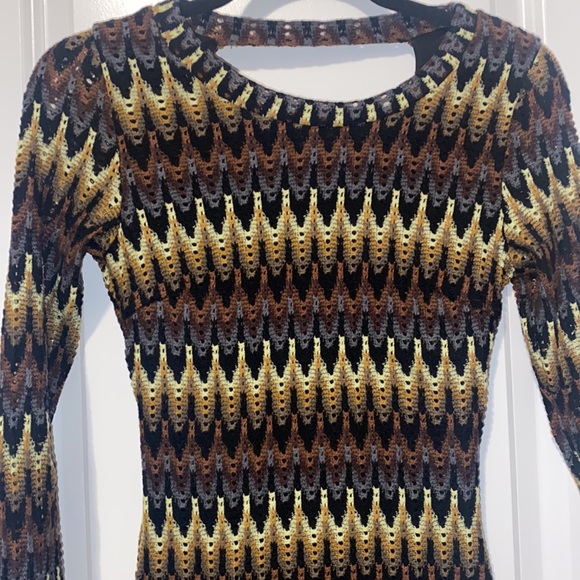 Fashion Nova knitted midi dress - Picture 2 of 3